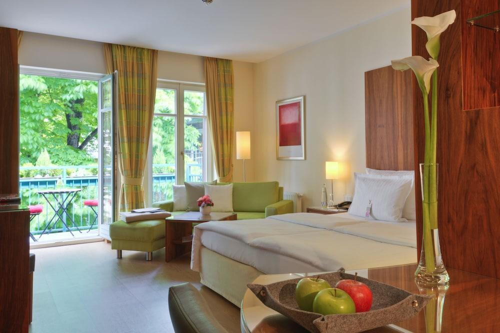 Maximilian Hotel 4*