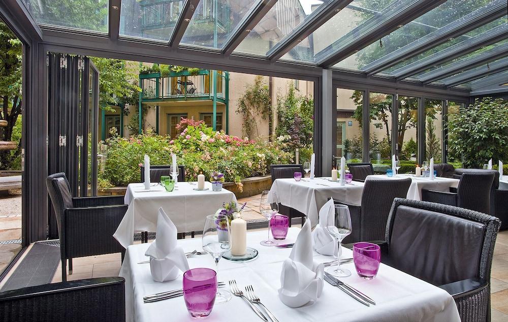 Hotel Maximilian 4*